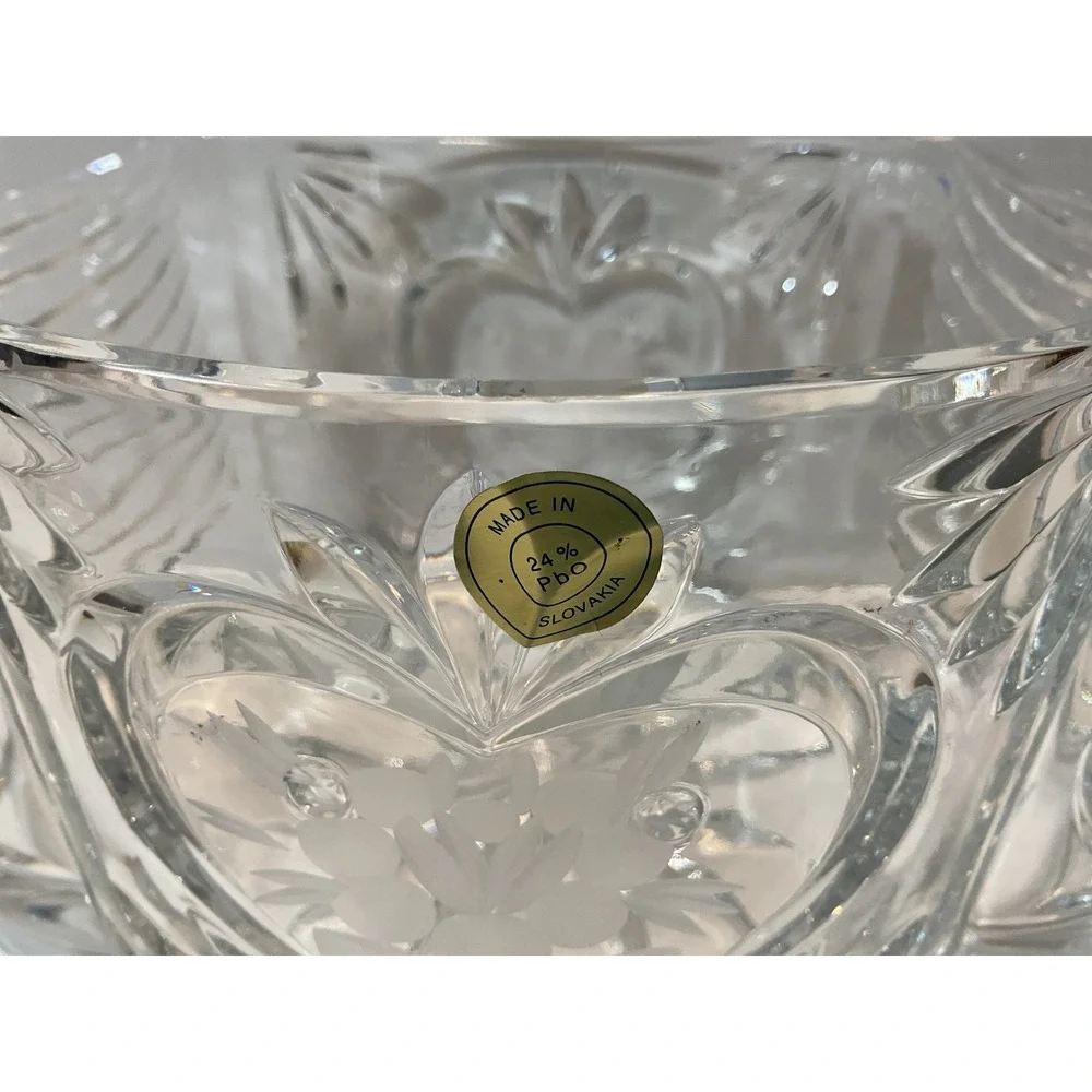 Crystal Heart Etched Glass Vase‎ Bowl Container Made in Slovakia 24% PbO